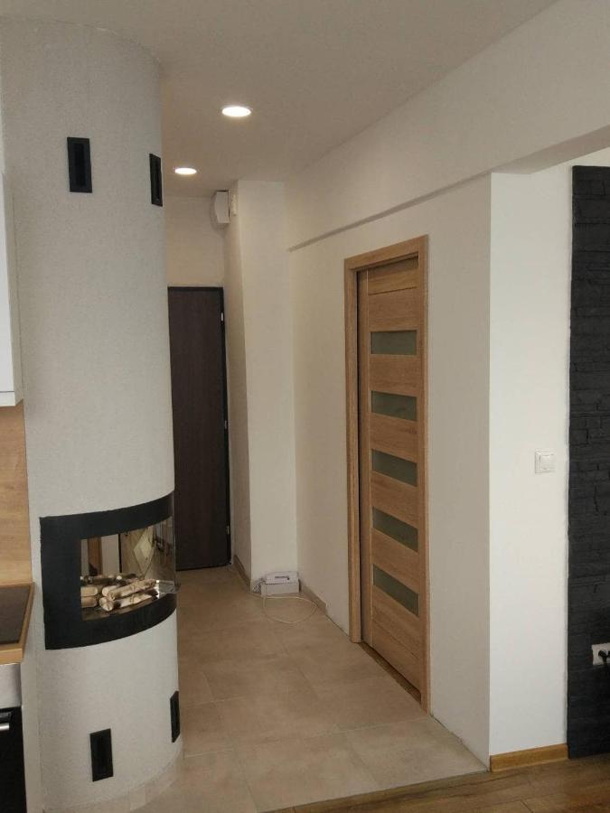 Moderny Apartman S Krbom A Klimatizaciou Presov Luaran gambar
